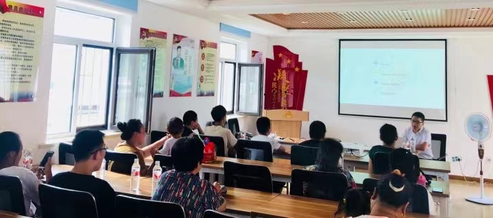 一社区(村)一法律顾问”系列活动——青少年普法“走进金北社区”